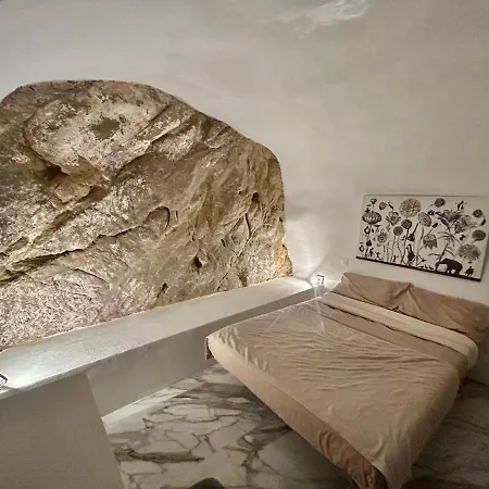Lejlighed Cave House