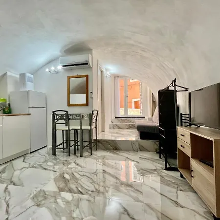 Lejlighed Cave House